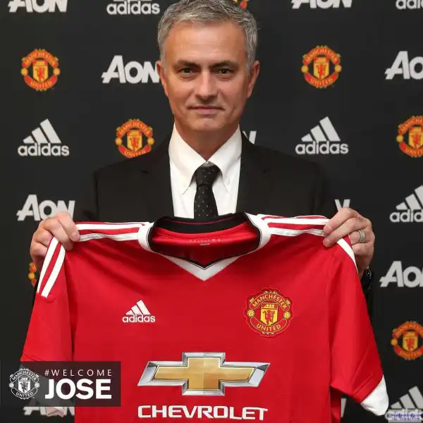 Photo: Manchester United Officially Confirmed Jose Mourinho As Their New Coach
